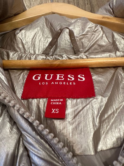 Дълго зимно яке Guess