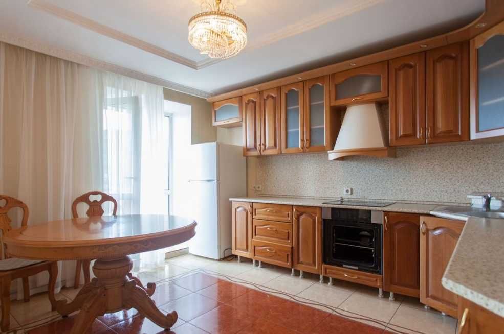 Дава се под наем Двустаен апартамент в Пловдив, Остромила - 60 кв.м за 260.1 € - Снимка #1