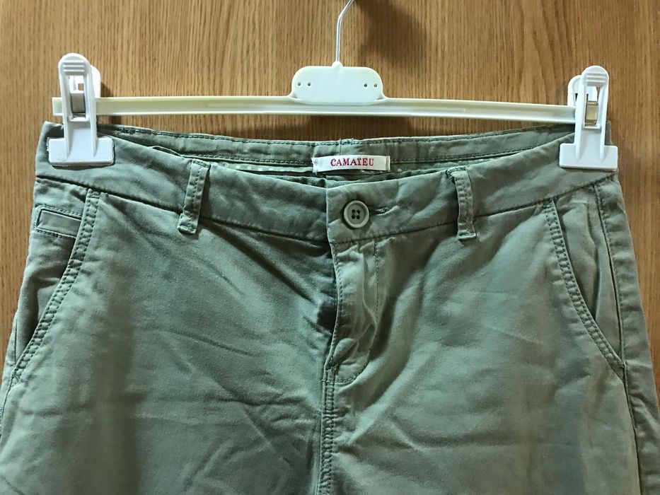 Pantaloni 3 sferturi gri-khaki Camaieu