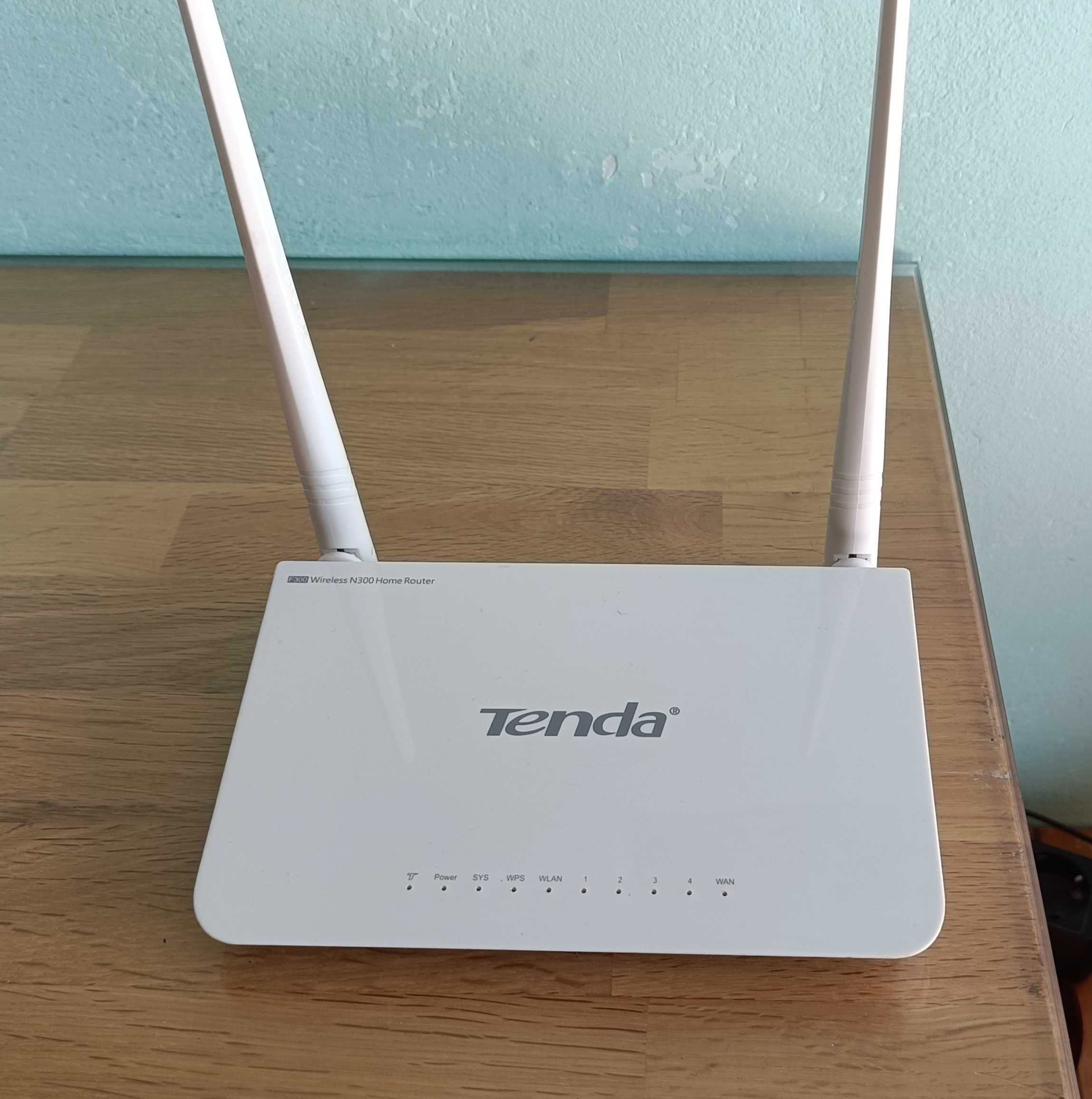 Router Tenda F300, Tenda F3 - 2 sau 3 antene