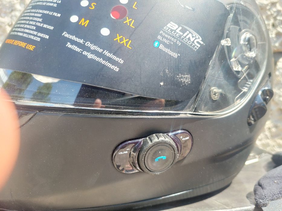 2 броя Bluetooth КАСКИ