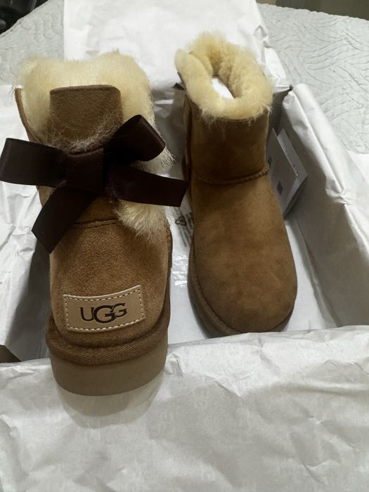 Продам новые сапоги UGG 36 размер натуральные