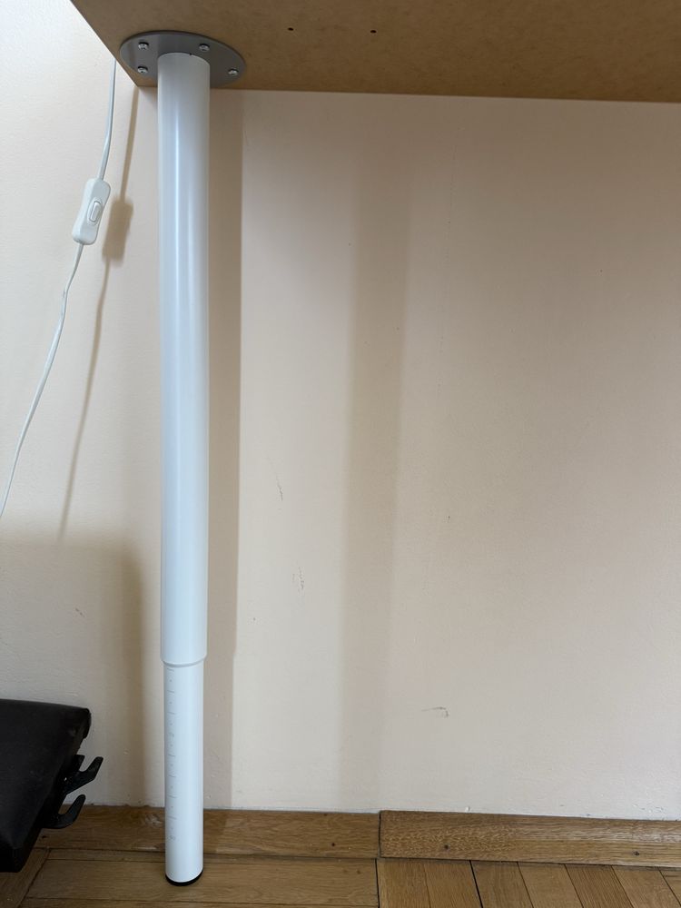 Бюро от Ikea | 140x60 cm