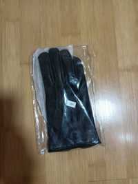 Vând mănuși negre
