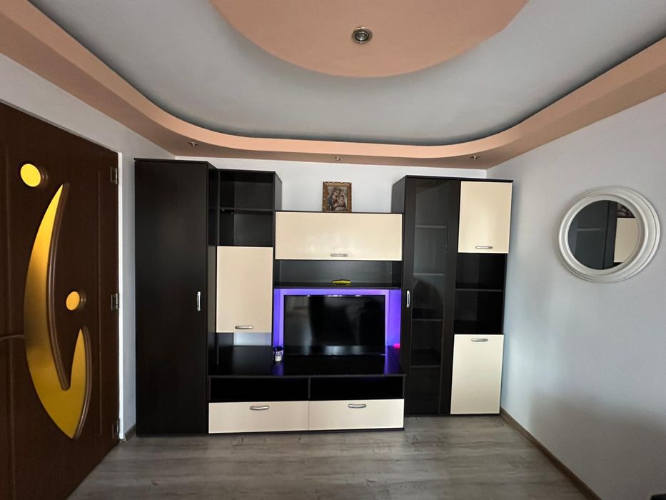 Închiriez garsonieră– Zona Zahana