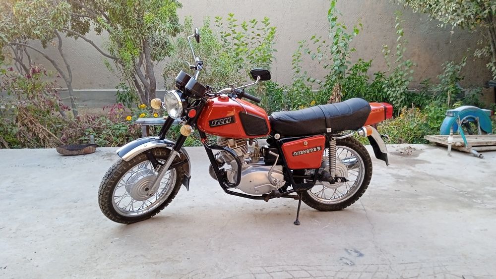 Планета 5 срочни сотилади