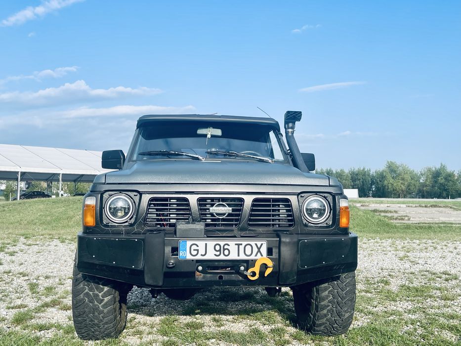 Nissan Patrol Y60
