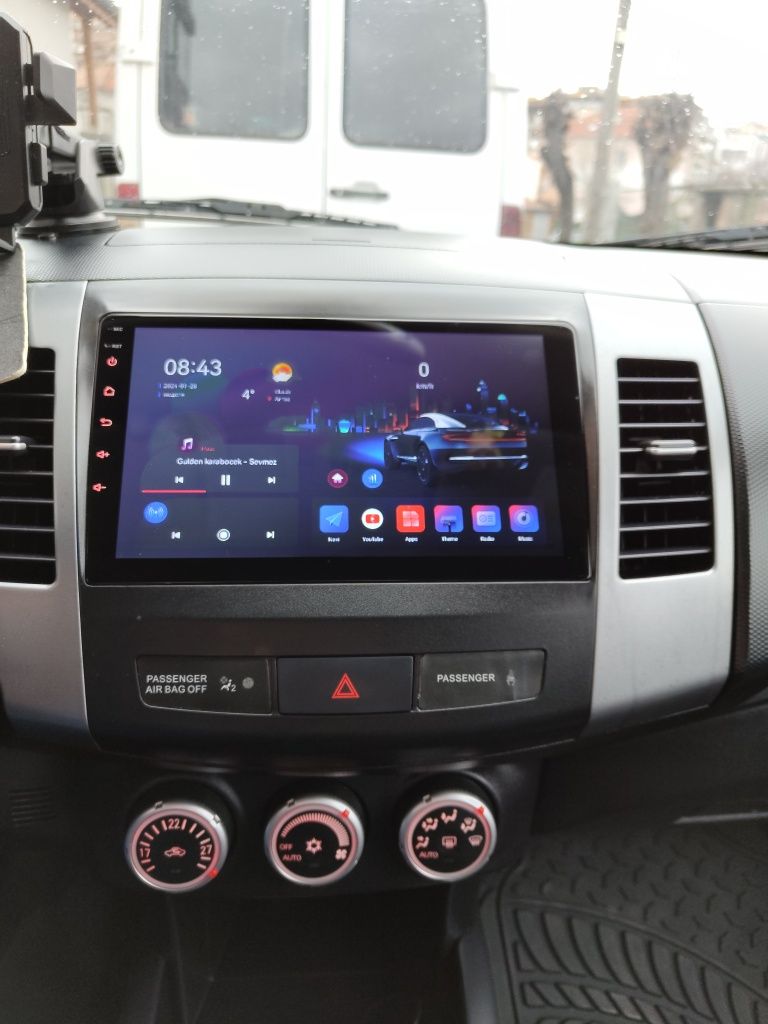 Mitsubishi outlander 2.0 4×4