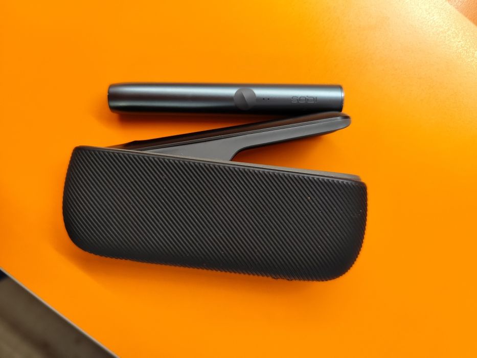 Vând Iqos Iluma stare impecabilă