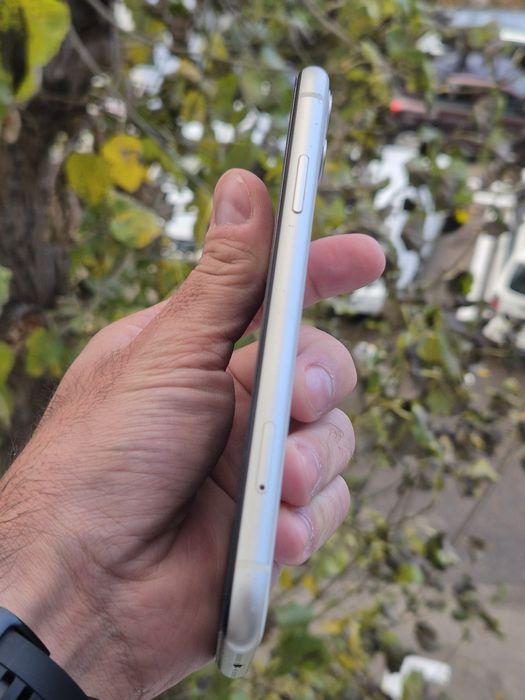 Iphone 11 White 64 GB