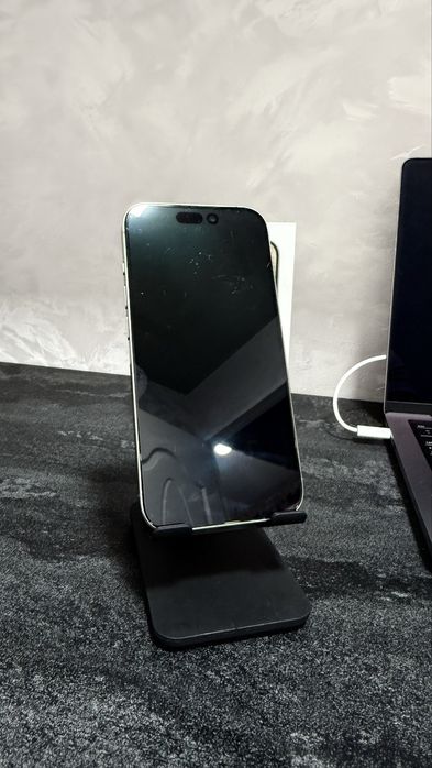 iPhone 15Pro 256GB Natural Titan