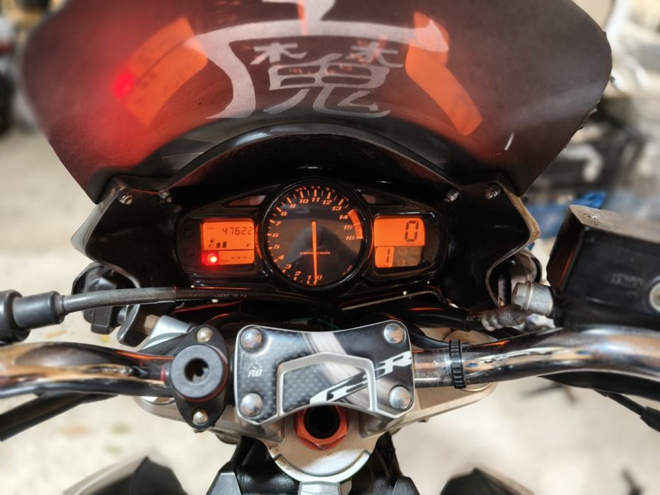 Suzuki gsr 600 yoshimura