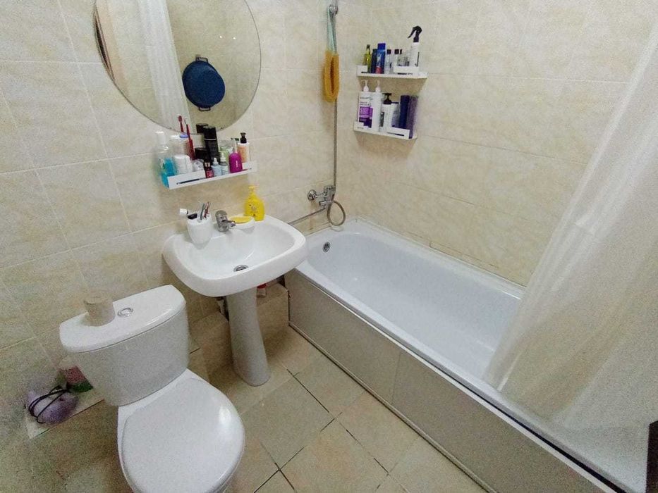 Продается 2 ком кв в мкр Юбилейный