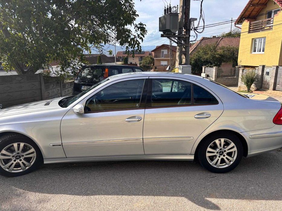 Mercedes E220 impecabil