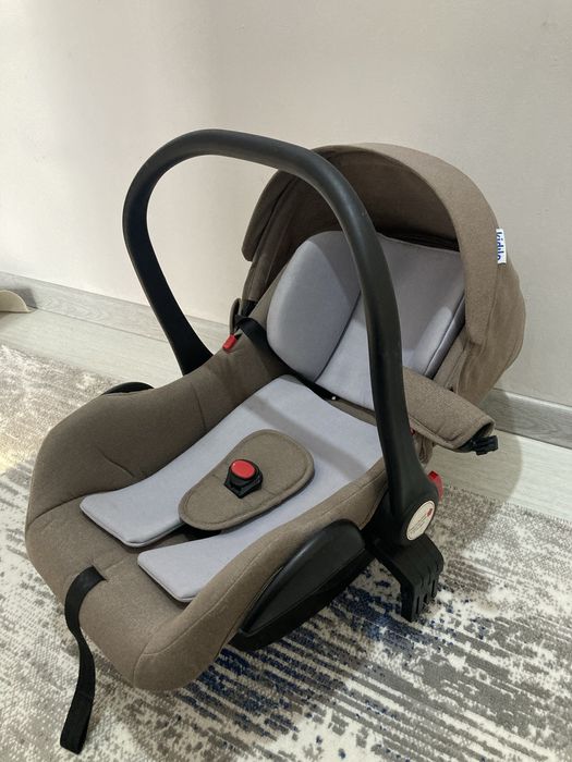 Детское атокресло в отличном состоянии