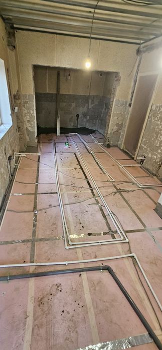 Echipa meseriasi constructii. Inatalatii termice, electrice, sanitare