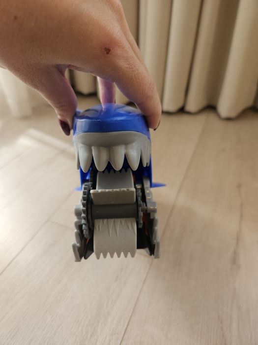 Акула автовоз Hot Wheels