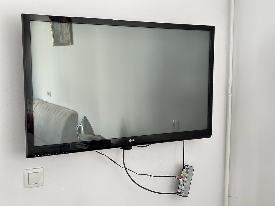 LG Televizor 42 + Tuner (bonus)