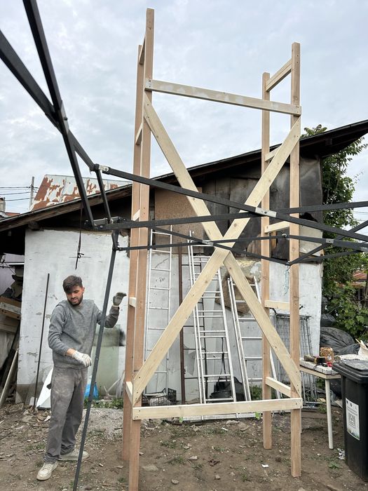 Schela de 4 m inaltime/ 1,5 m latime de vanzare