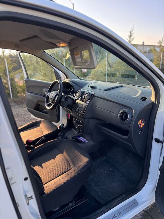 De vanzare dacia lodgy 1.6i 2018