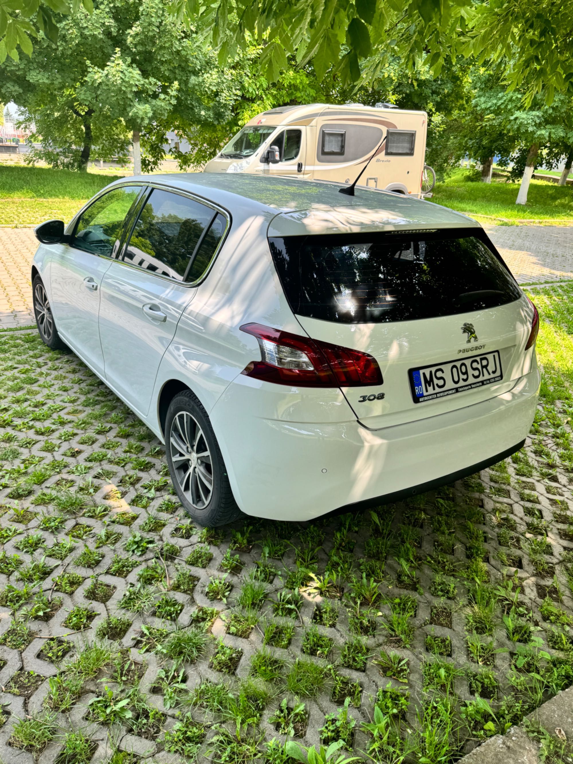 Peugeot 308 1.6 HDi 120 CP,Euro 5, 2014 – Full LED, Navi