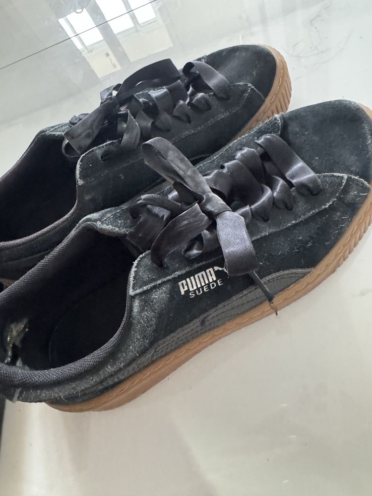 Два чифта обувки на Puma.