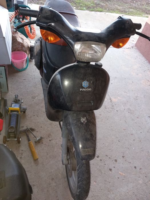 Vând Scuter Piagio