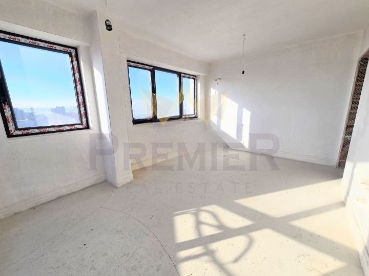 Продава се Двустаен апартамент в Варна, Победа - 55 кв.м за 1728 €/кв.м - Снимка #1