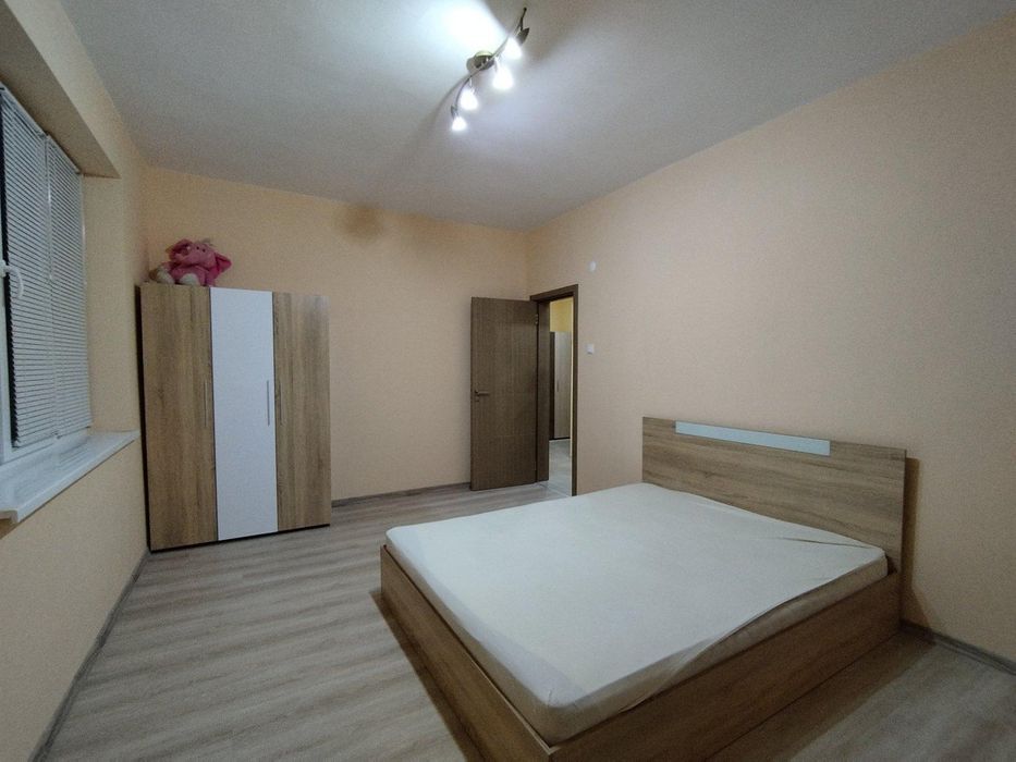 Тристаен апартамент под наем в кв. Каменица 1