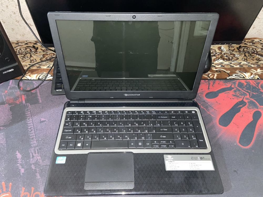 Noutbuk Packard Bell