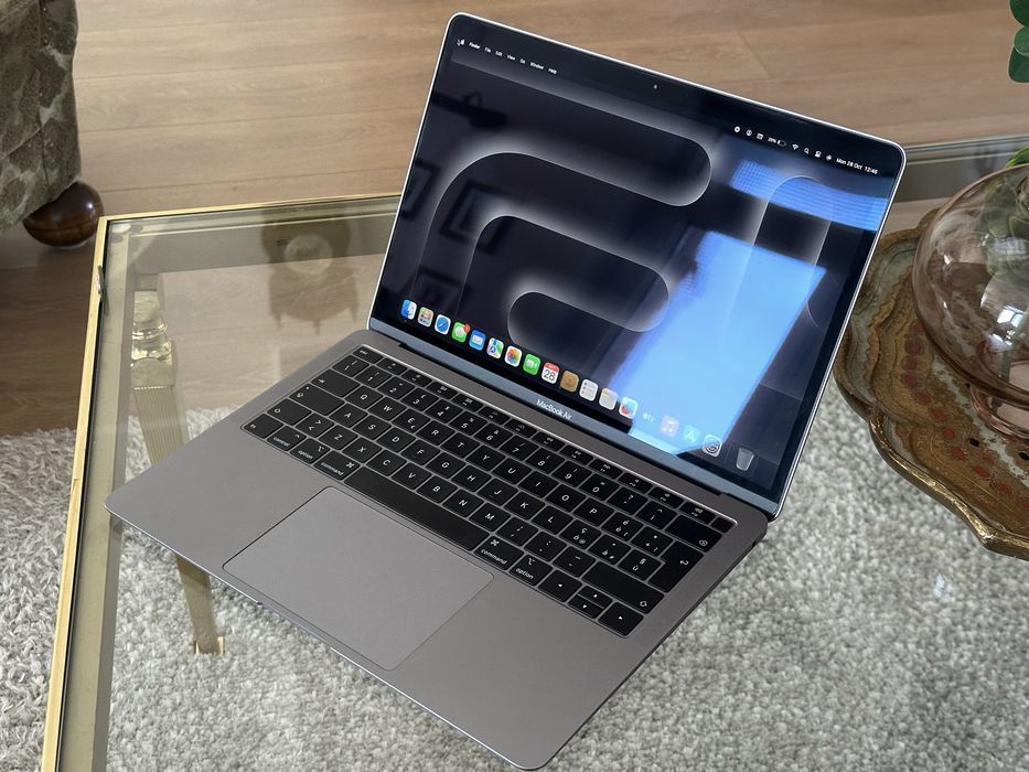 MacBook Air 13” (100 Cicluri) 2019