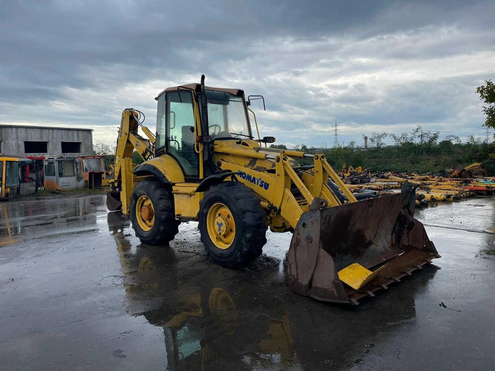 Dezmembrez buldoexcavator Komatsu WB 97 S