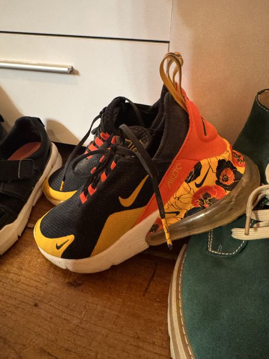 Chiara Ferragni ,Love Moschino,Nike