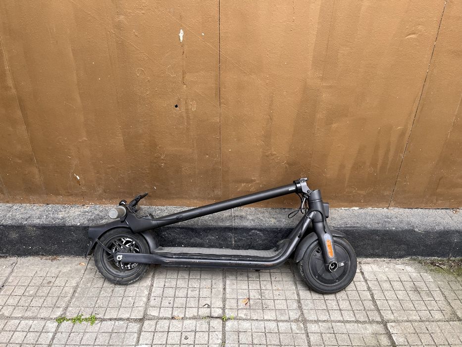 Електрическа тротинетка Ninebot