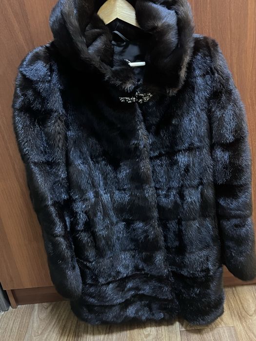 Продам норковую шубу