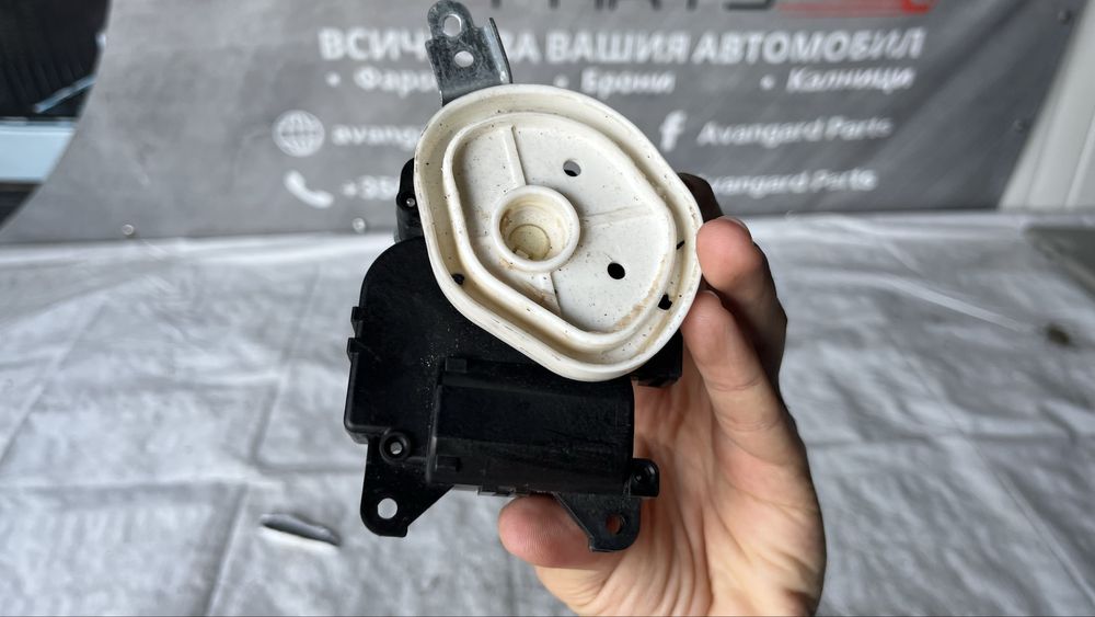 Моторче за подгрев Suzuki SX4