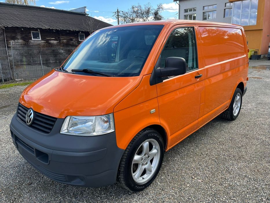 Volkswagen Transporter T5 1.9 TDI, an 2006, fara AC