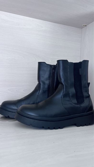 Vand ghete din piele