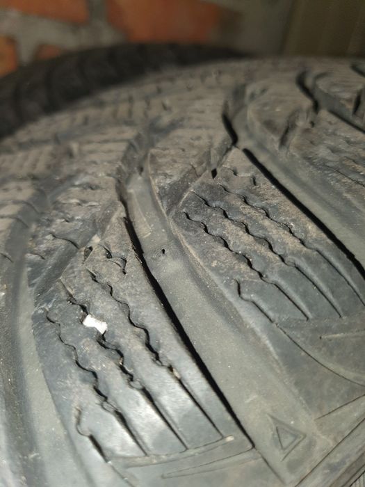 Зимни гуми DUNLOP 195/65 R15 - 2 броя