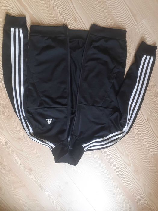 Детско горнище Adidas 152 cм.
