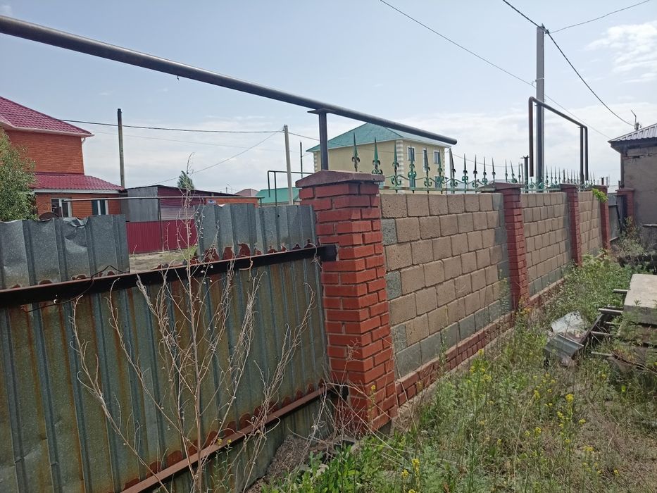 Дом в п.Талапкер