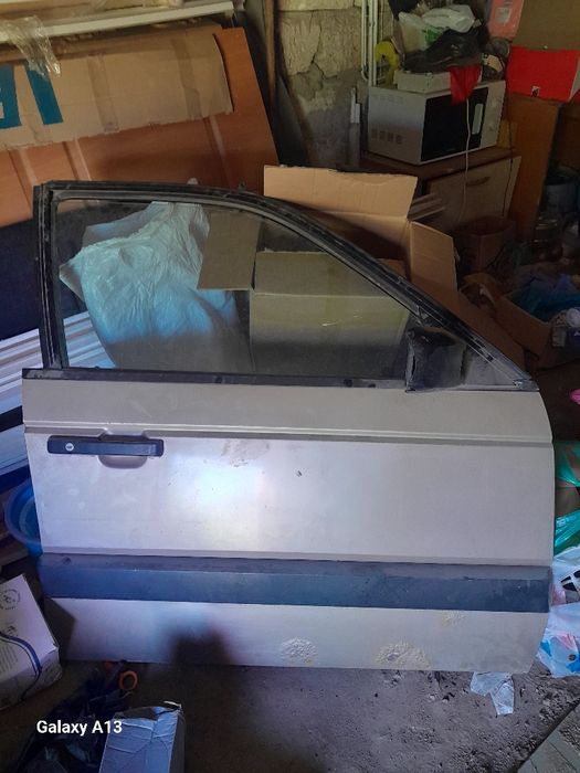 Продам двери на фольксваен пассат б3 седан