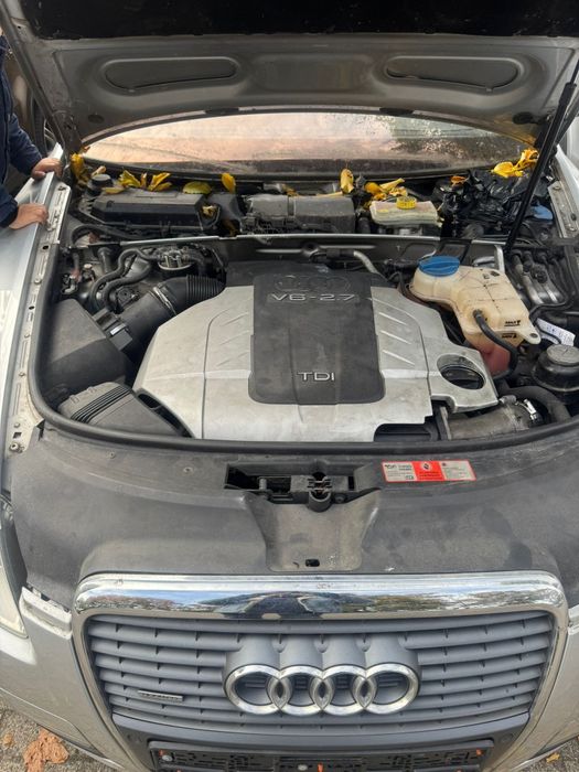 Audi A6 2.7 TDI – 2007 – 180 CP – Automată

Mașina este în stare bună,
