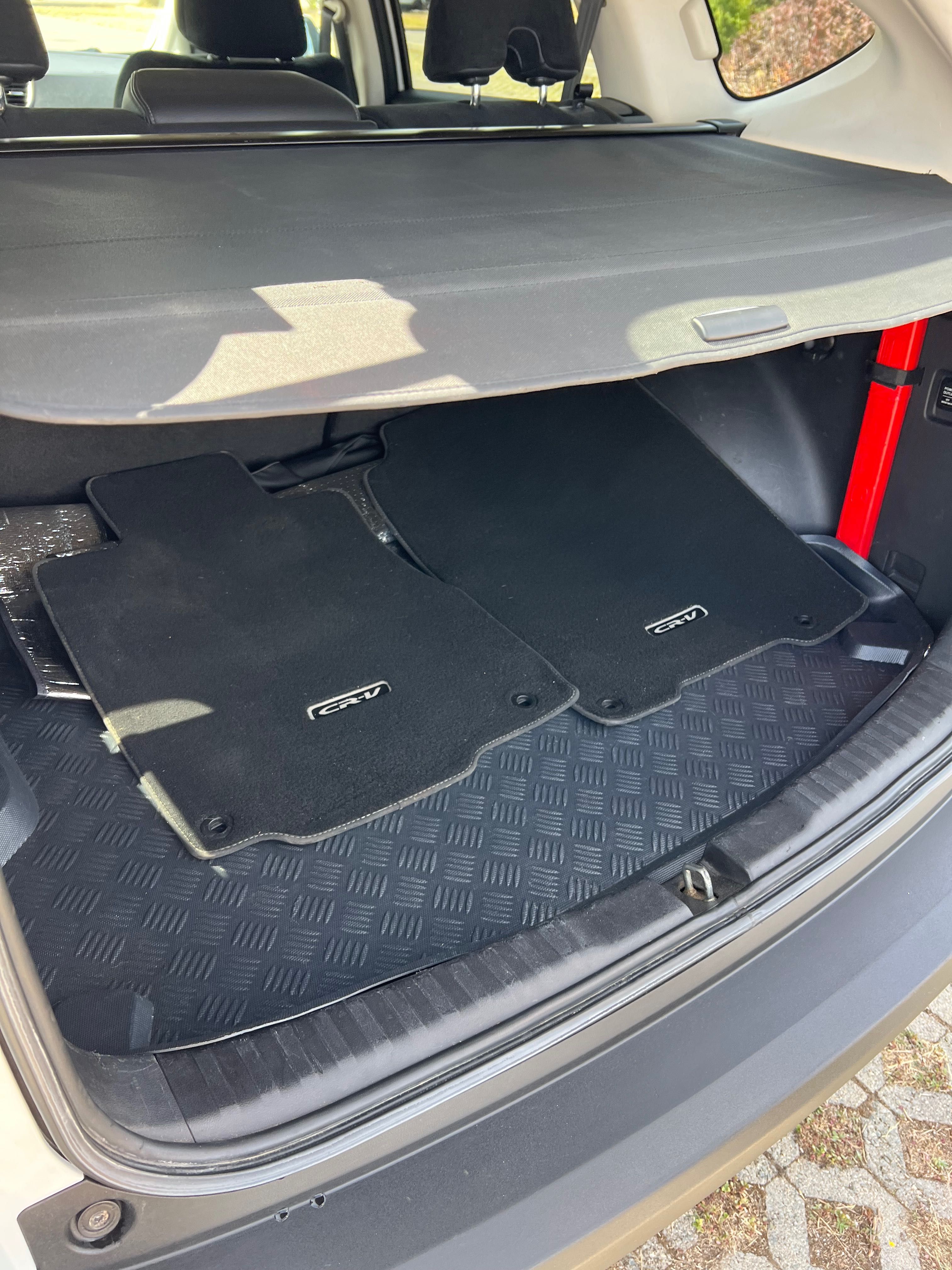 Продавам Honda Cr-v