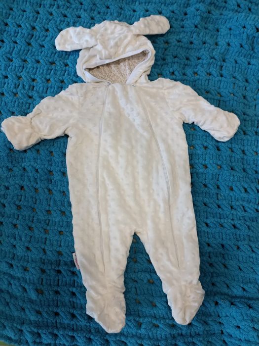 Продам комбинезон детский.