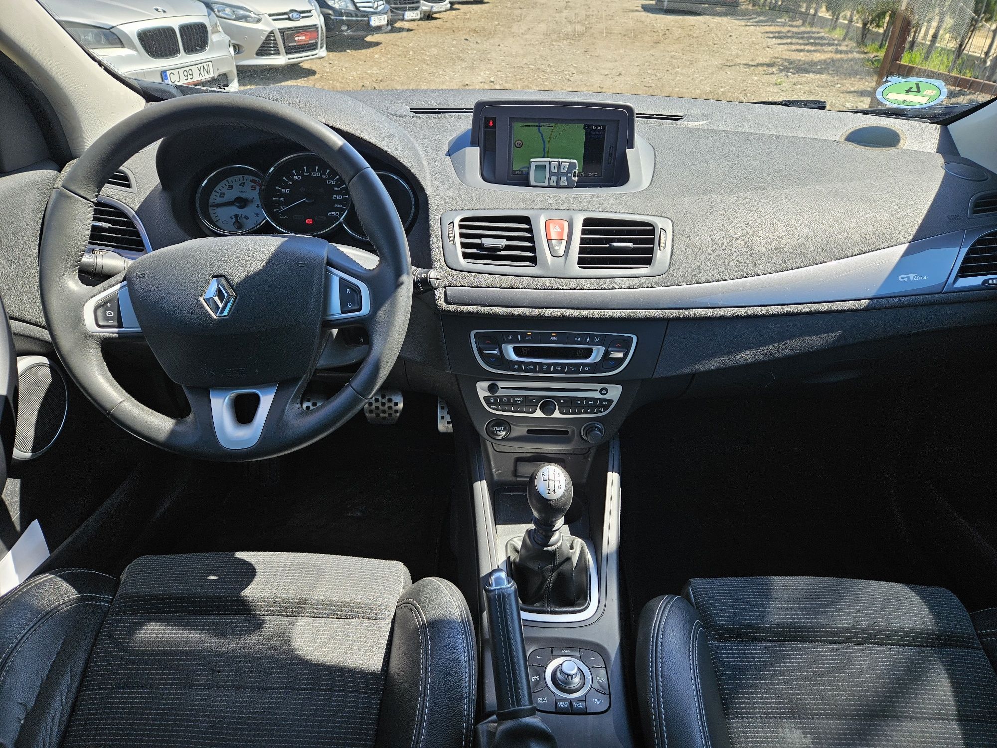 Renault Megane III 1.9 dci 130cp/Panoramic/Incalzire auxiliara/Credit