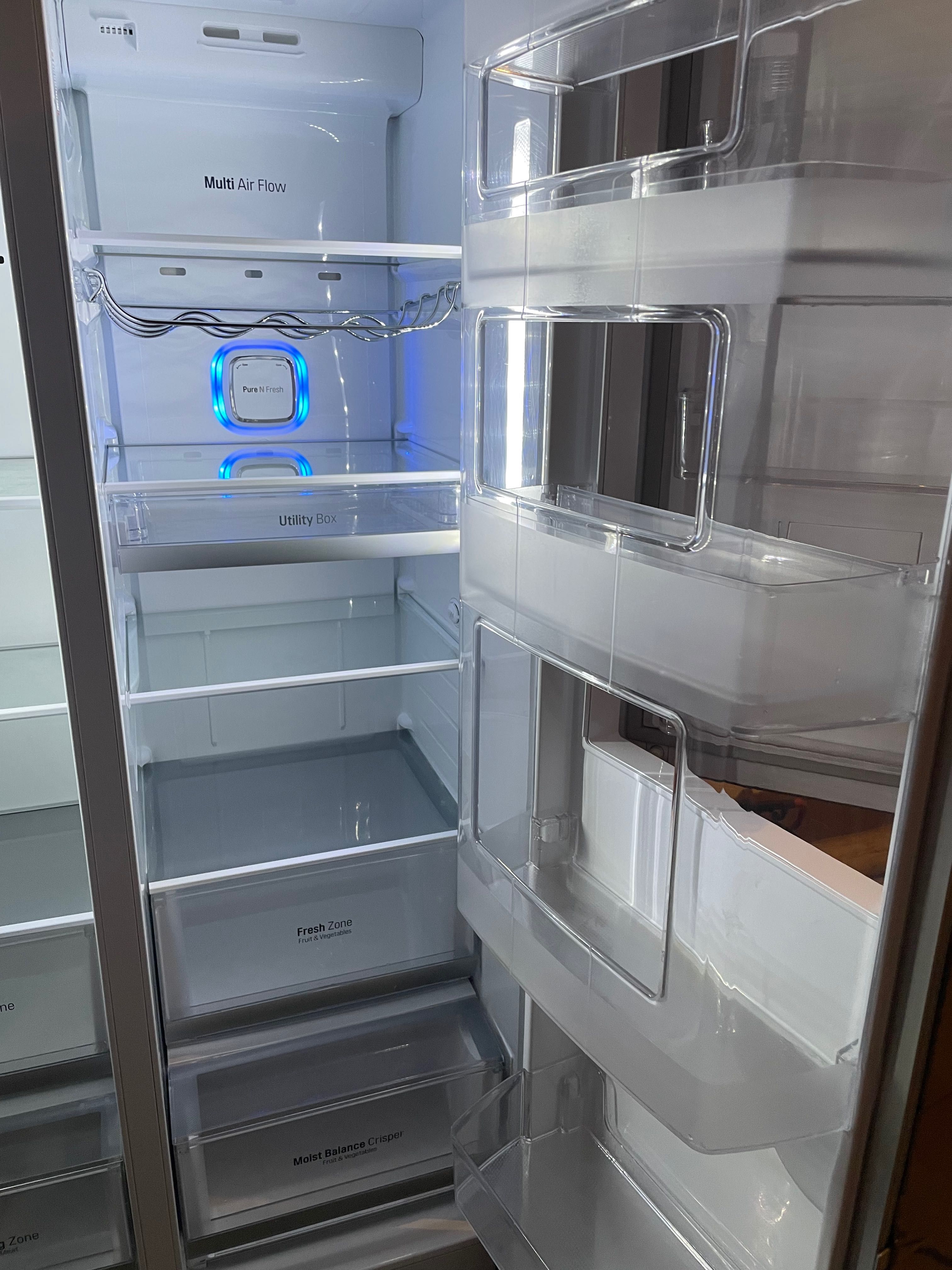 LG хладилник с всички функции