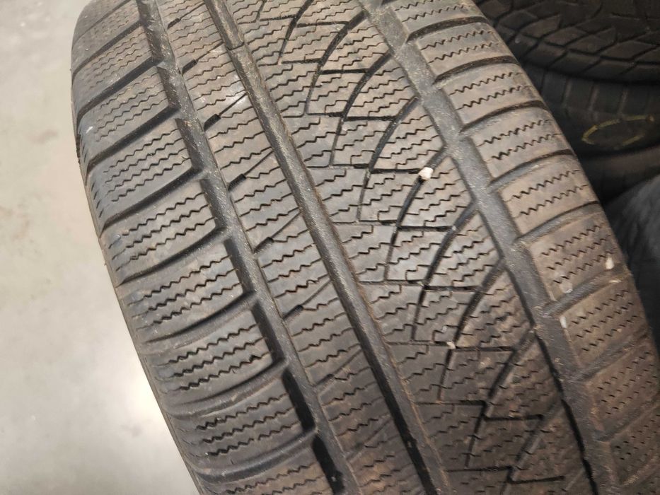 2бр.зимни гуми 235/55/18 GT Radial