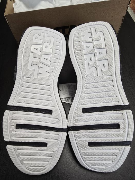 Нови детски маратонки ADIDAS STAR WARS  Runner EL