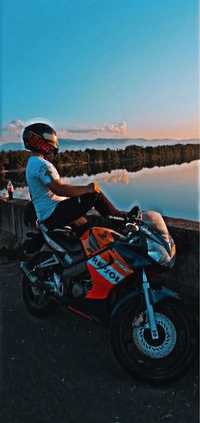 Vand honda cbr125 ( nu yzf ktm kawasaki )